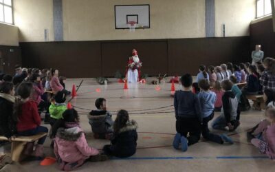 Der Nikolaus besucht die PMH