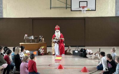 Der Nikolaus besucht die PMH!